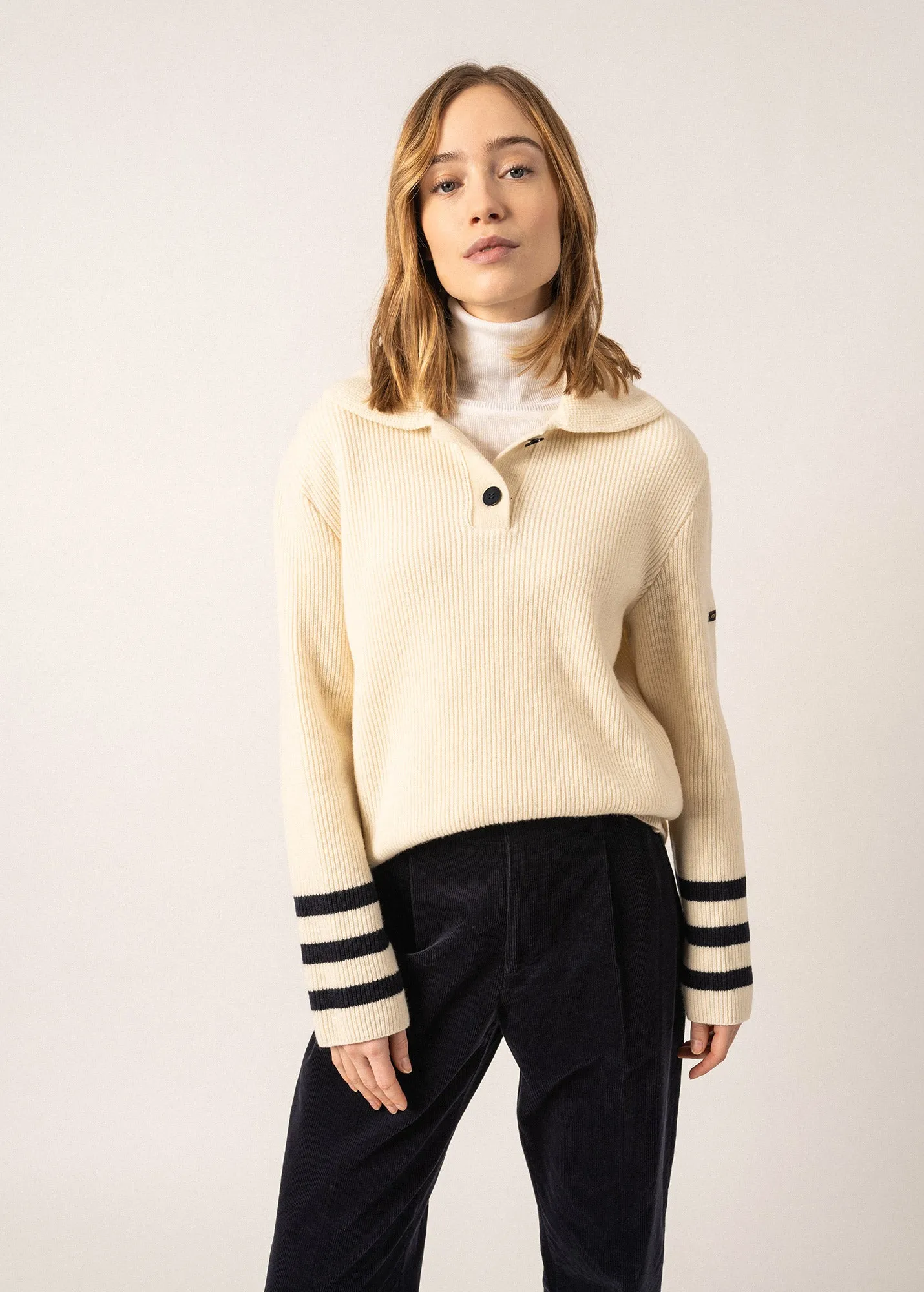 VANOISE - Button-Down Collar Sweater with Flared Long Sleeves | 100% Wool (IVORY / NAVY)